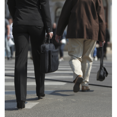 How lone workers can keep safe when travelling How lone workers can keep safe when travelling